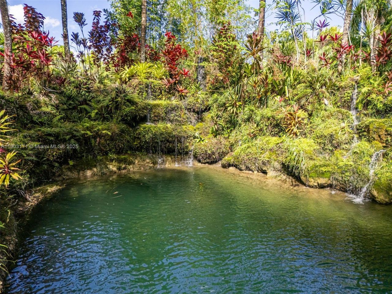 15000 SW 200th St, Miami, FL 33187 Photo