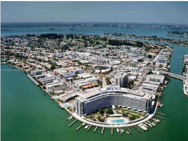 900 Bay Dr, Unit 209, Miami Beach, FL 33141
