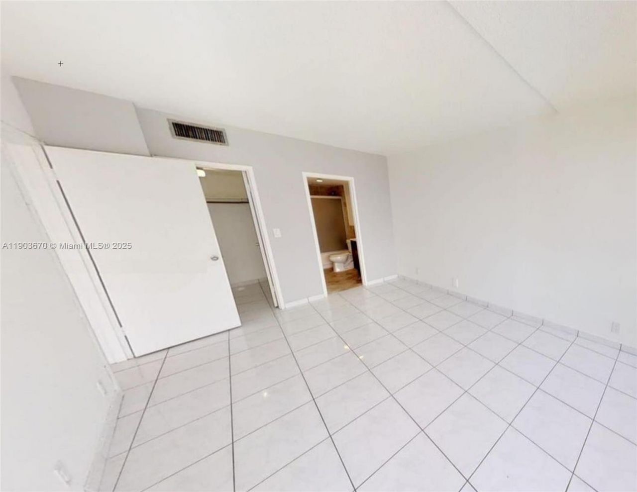 900 Bay Dr, Unit 209, Miami Beach, FL 33141 Photo