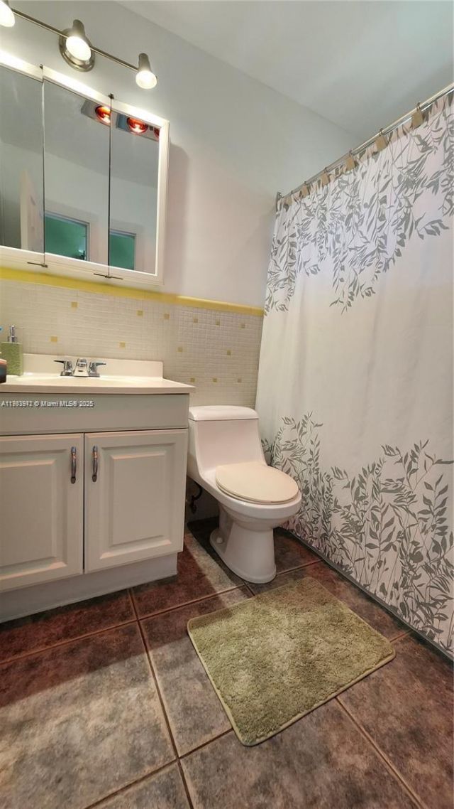 16901 NE 13th Ave, Unit 306, Miami, FL 33162 Photo