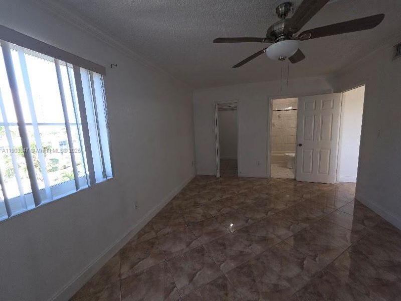 5505 NW 7th St, Unit W401, Miami, FL 33126 Photo