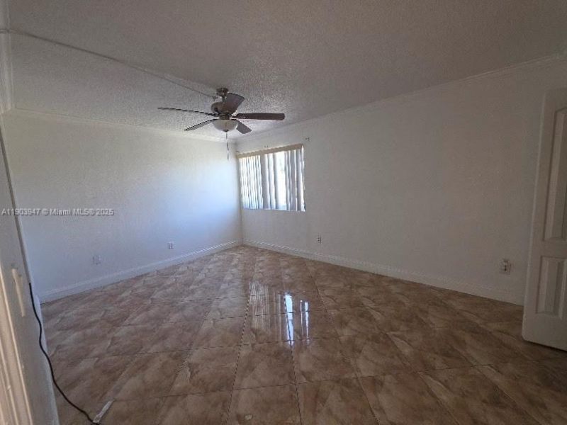 5505 NW 7th St, Unit W401, Miami, FL 33126 Photo