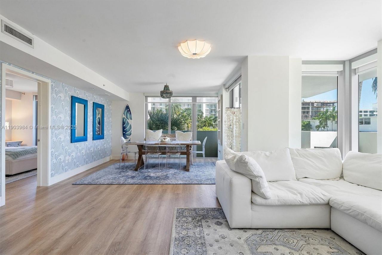 1133 102nd St, Unit 301, Bay Harbor Islands, FL 33154 Photo