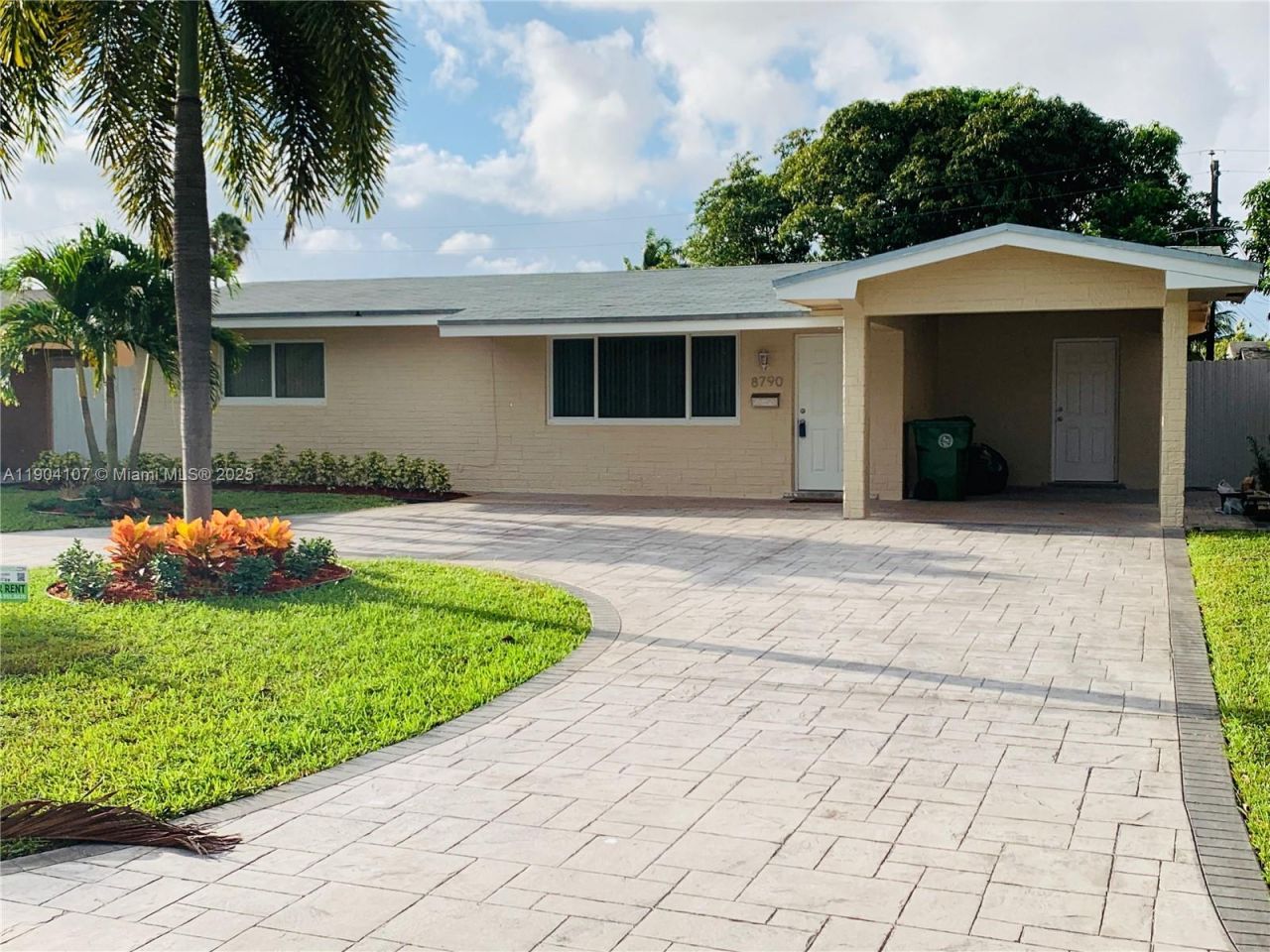 8790 NW 13th St, Pembroke Pines, FL 33024 Photo