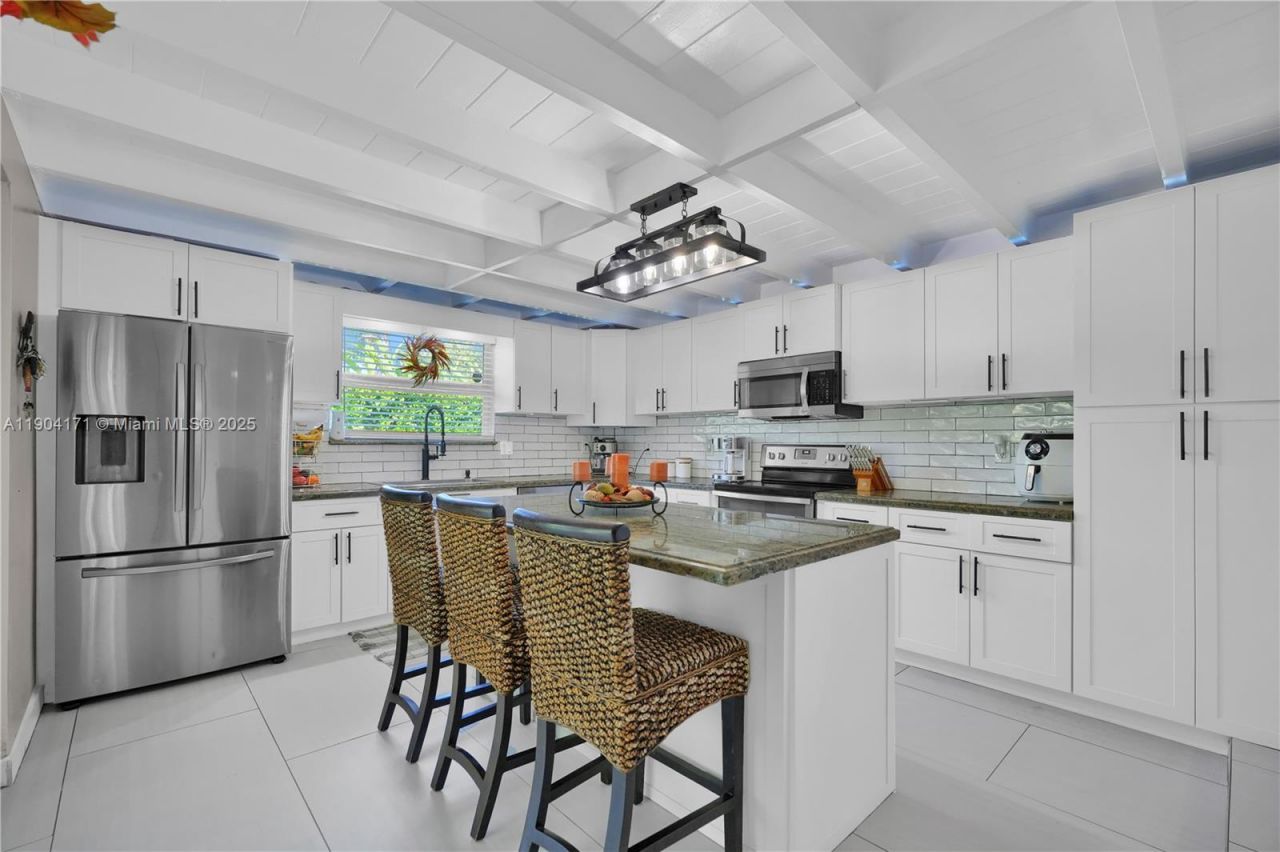 4200 SW 60th Ct, Miami, FL 33155 Photo