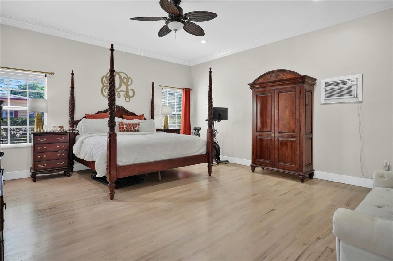 4200 SW 60th Ct, Miami, FL 33155 Photo