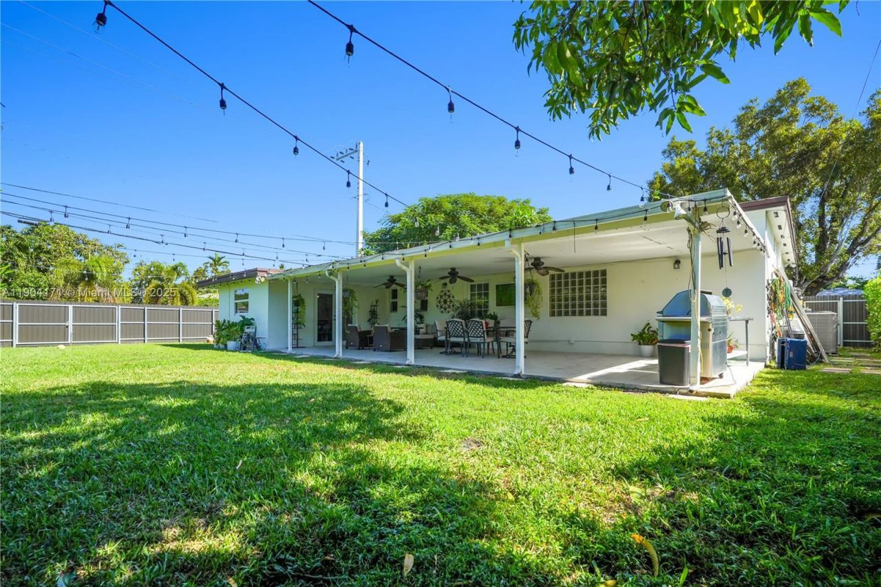 4200 SW 60th Ct, Miami, FL 33155 Photo