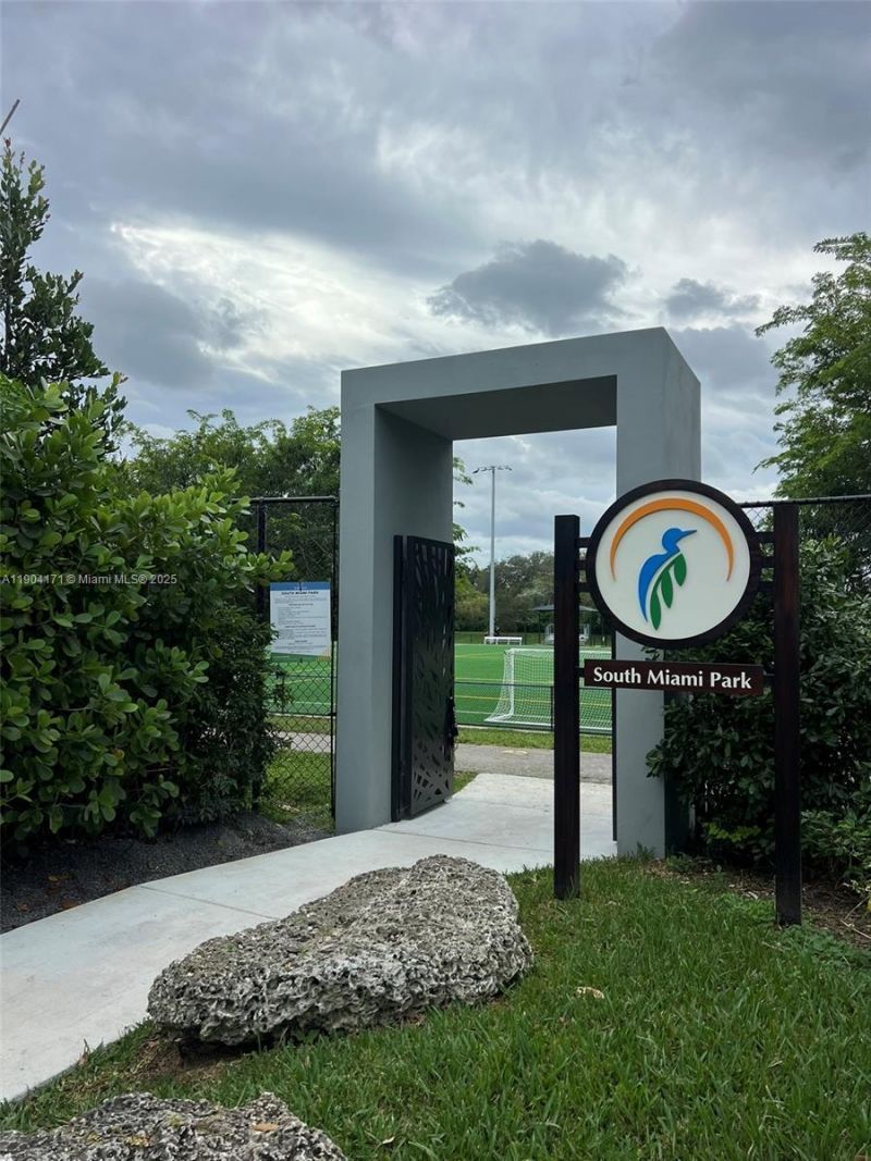 4200 SW 60th Ct, Miami, FL 33155 Photo