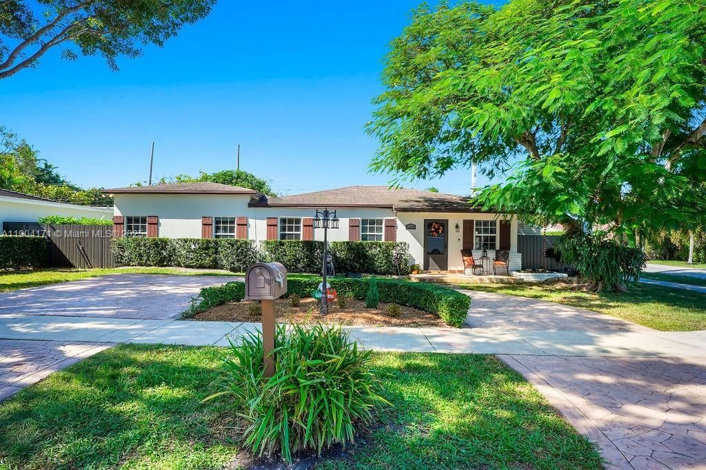 4200 SW 60th Ct, Miami, FL 33155 Photo