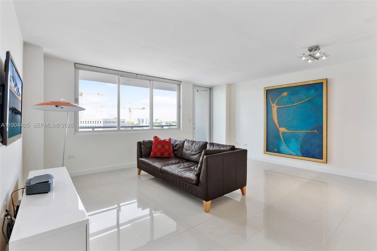 7135 Collins Ave, Unit 733, Miami Beach, FL 33141 Photo