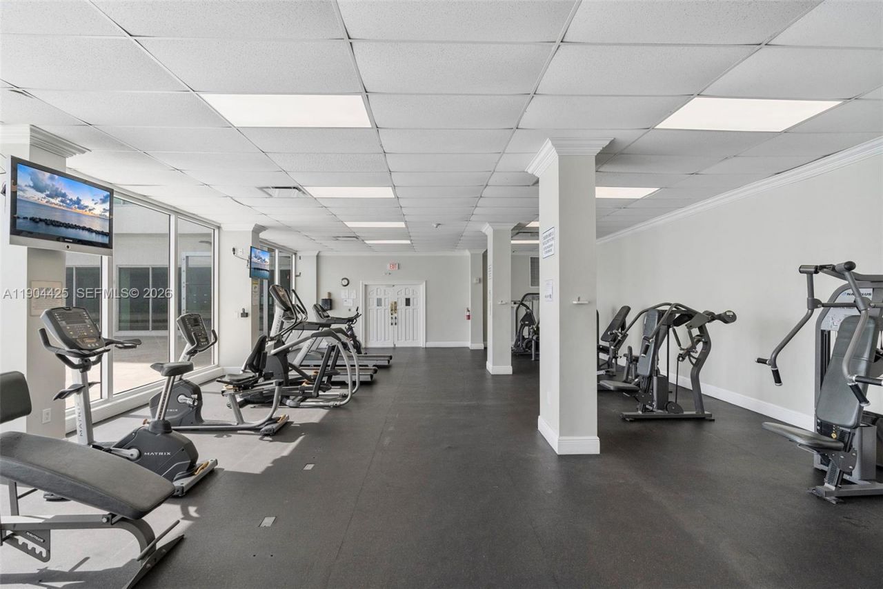 7135 Collins Ave, Unit 733, Miami Beach, FL 33141 Photo