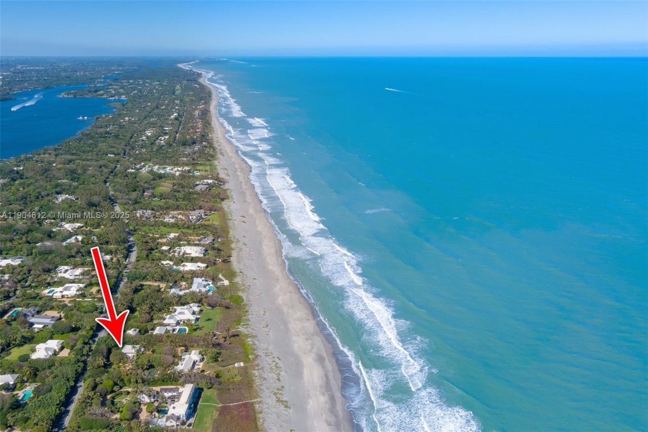 247 S Beach Rd, Jupiter Island, FL 33455 Photo