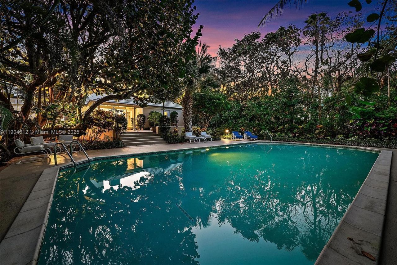 247 S Beach Rd, Jupiter Island, FL 33455 Photo