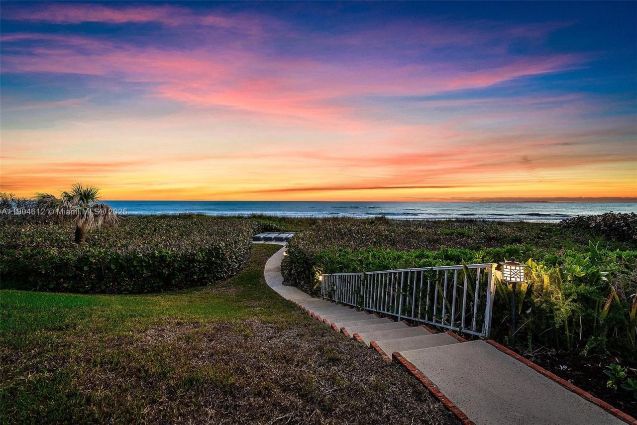 247 S Beach Rd, Jupiter Island, FL 33455 Photo