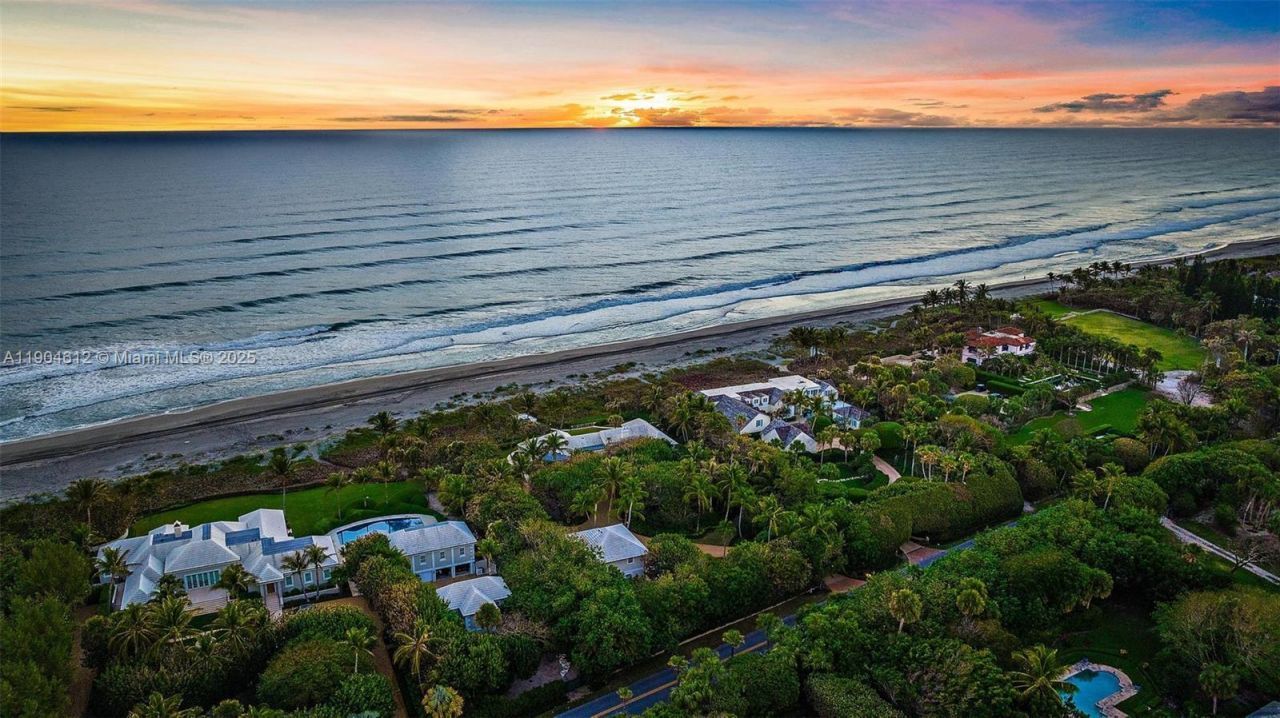 247 S Beach Rd, Jupiter Island, FL 33455 Photo