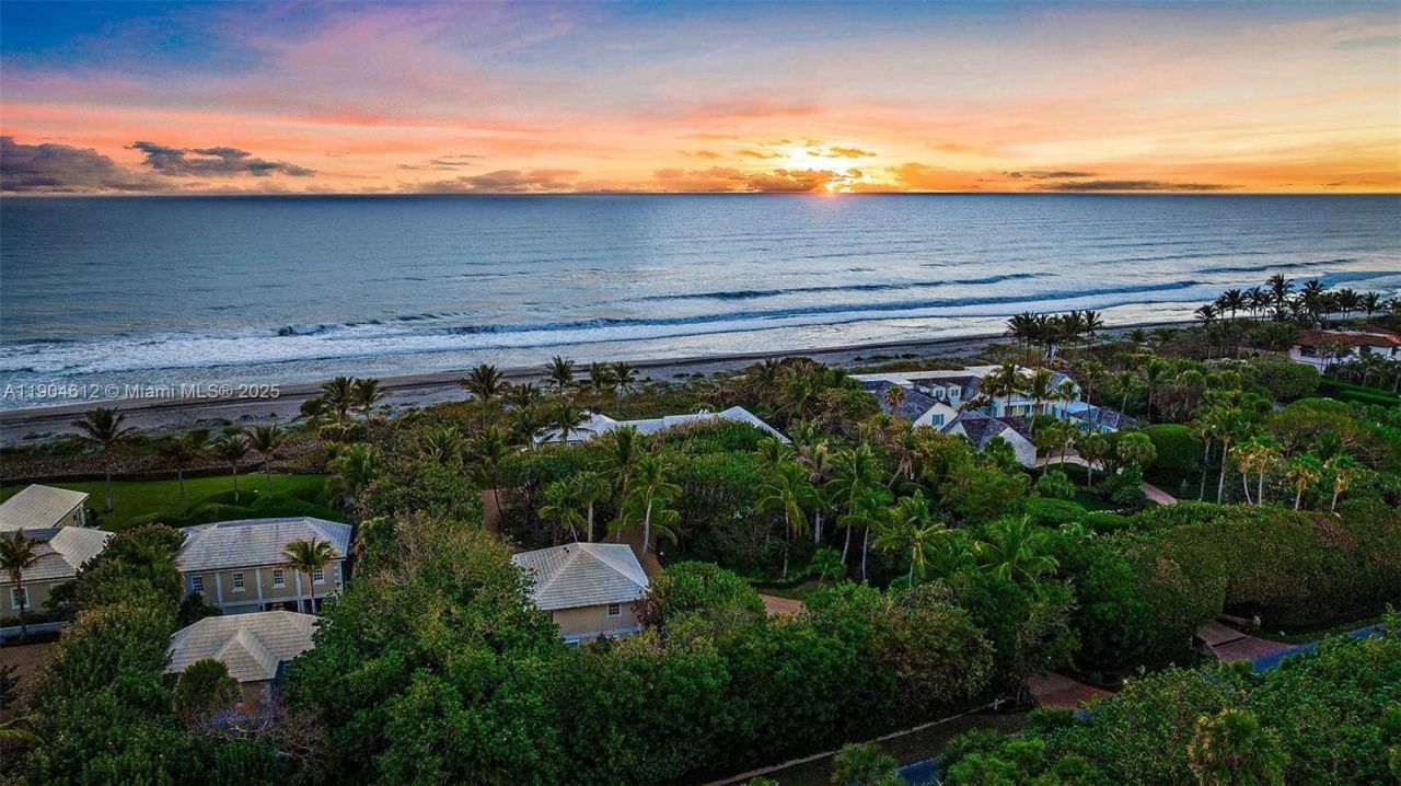 247 S Beach Rd, Jupiter Island, FL 33455 Photo