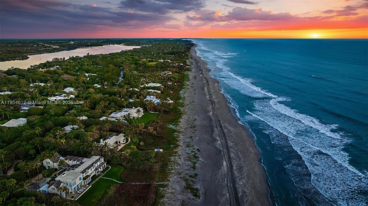 247 S Beach Rd, Jupiter Island, FL 33455 Photo