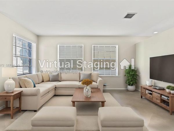 9042 Dupont Pl, Wellington, FL 33414