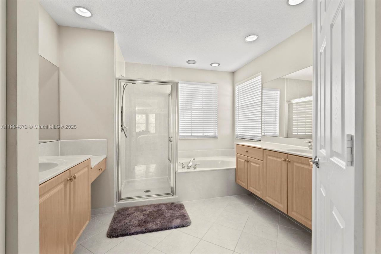 9042 Dupont Pl, Wellington, FL 33414 Photo