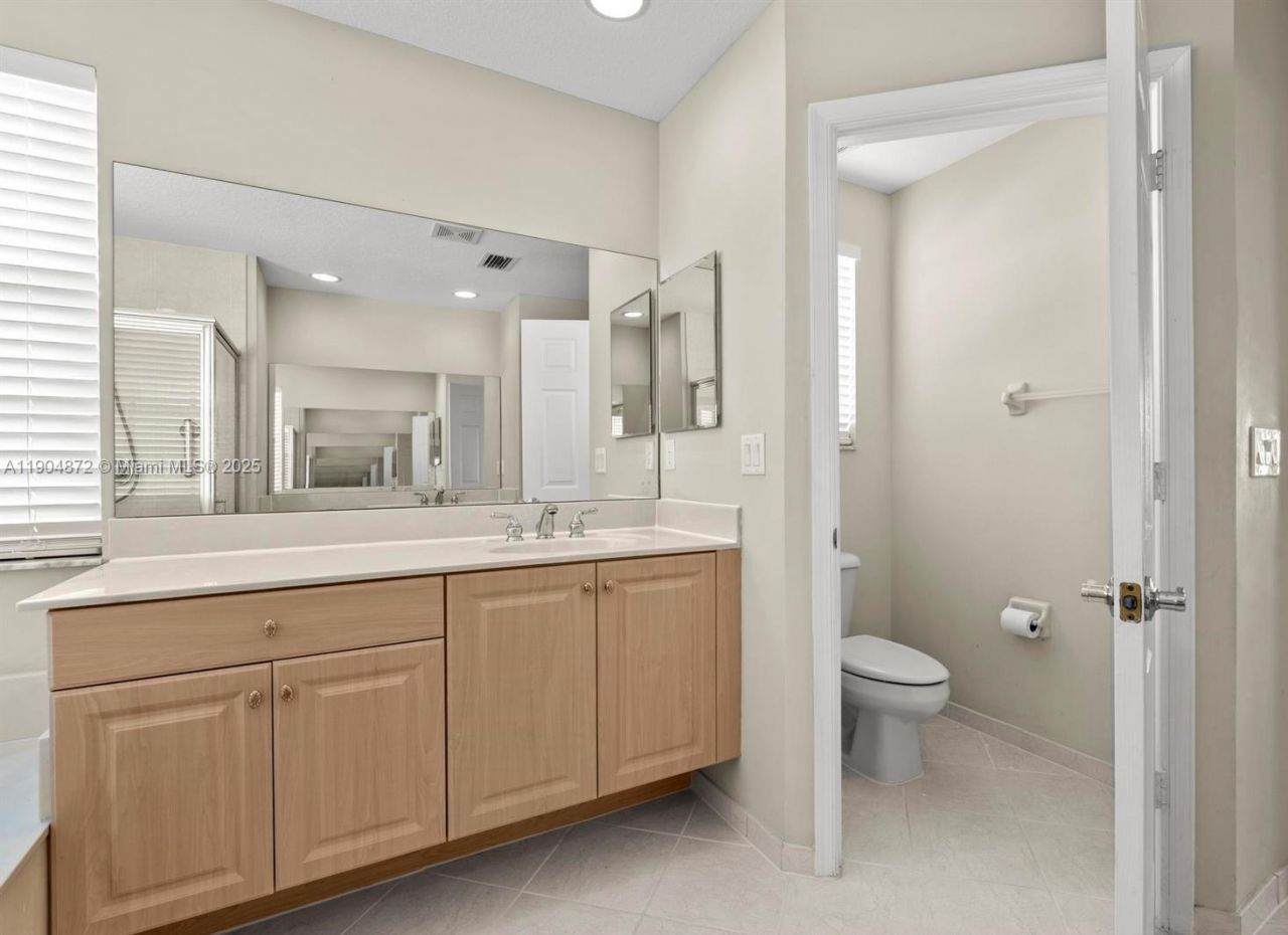 9042 Dupont Pl, Wellington, FL 33414 Photo