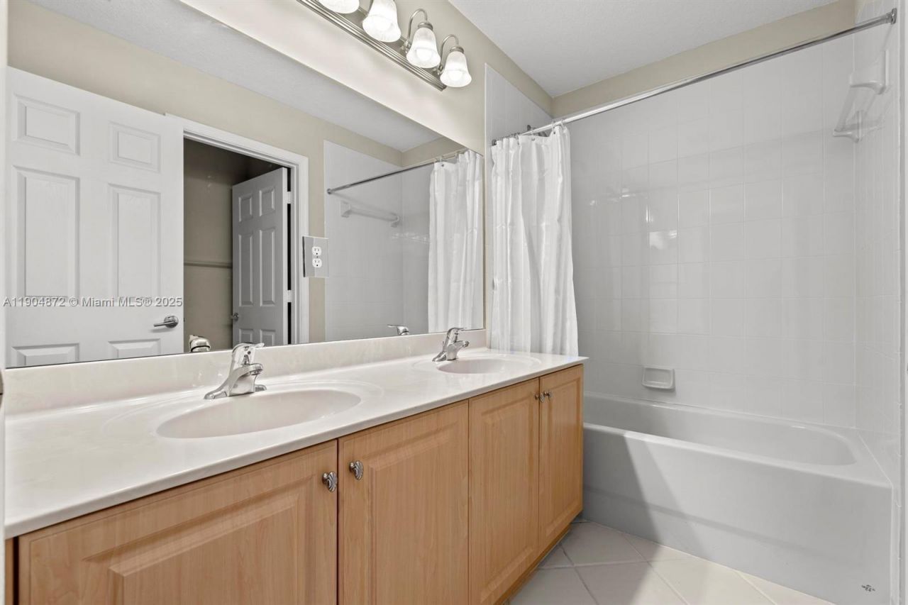 9042 Dupont Pl, Wellington, FL 33414 Photo