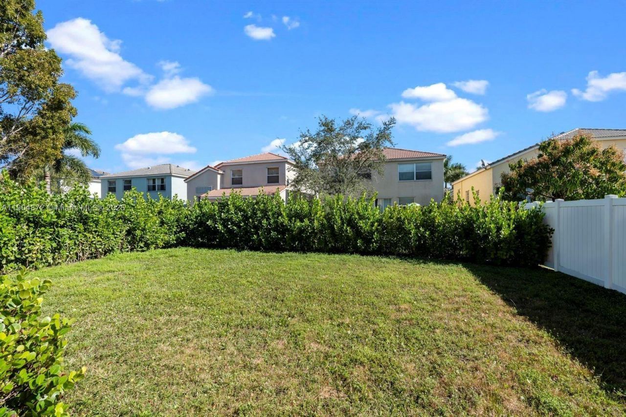 9042 Dupont Pl, Wellington, FL 33414 Photo