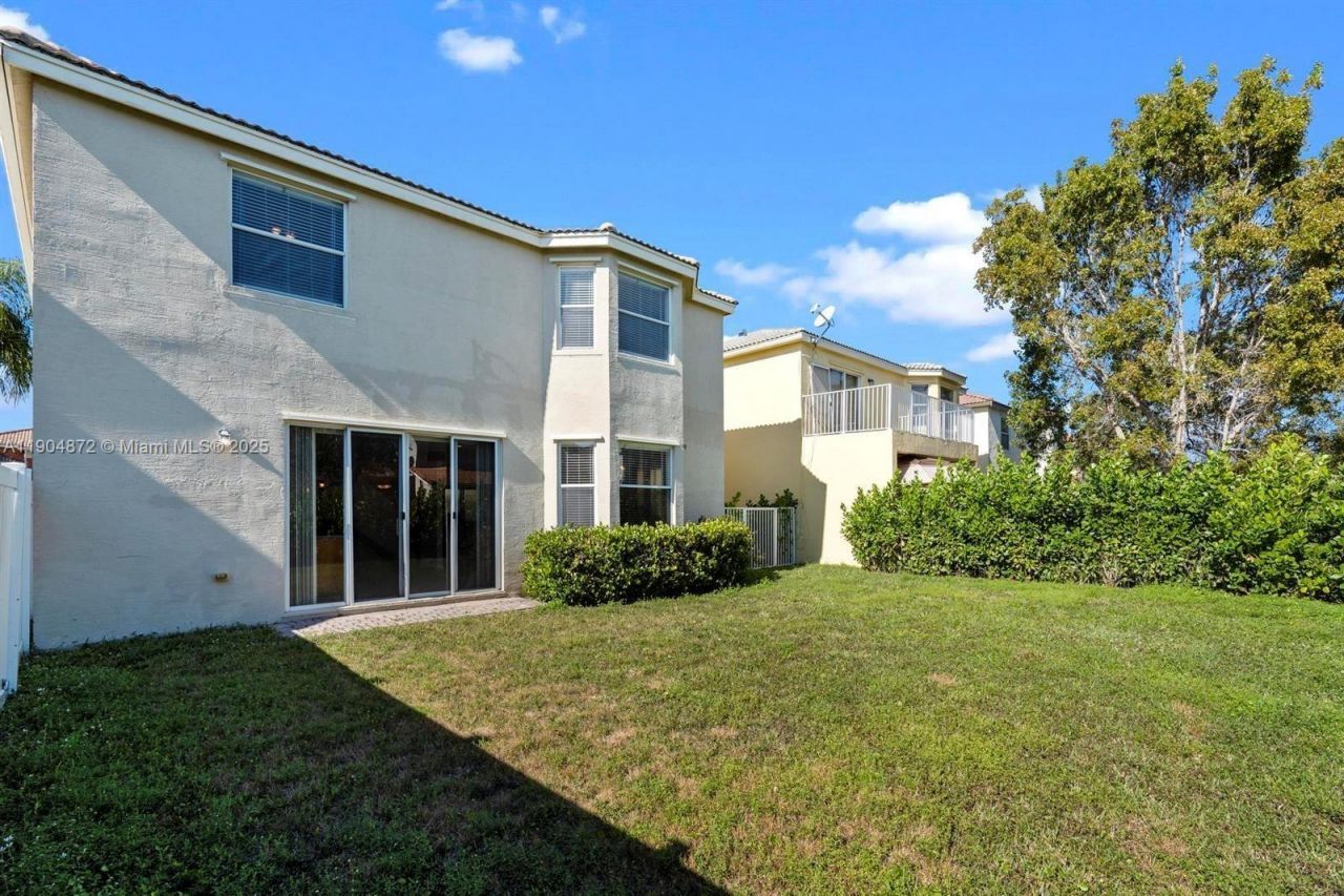 9042 Dupont Pl, Wellington, FL 33414 Photo