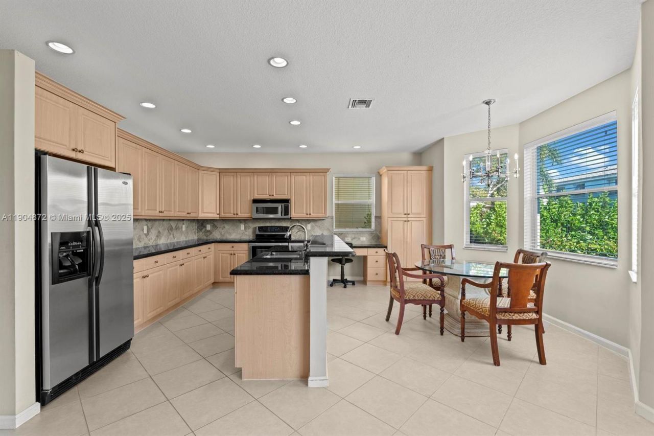 9042 Dupont Pl, Wellington, FL 33414 Photo