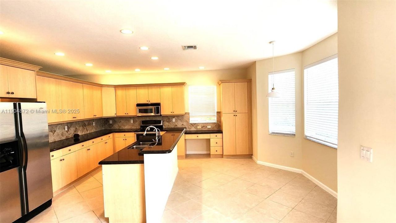 9042 Dupont Pl, Wellington, FL 33414 Photo