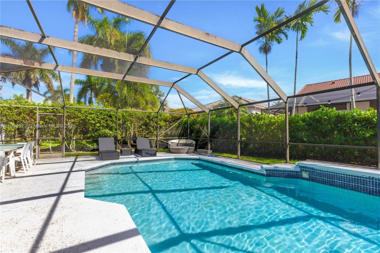 1102 Camellia Cir, Weston, FL 33326 Photo