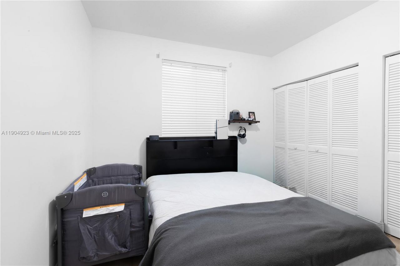 1102 Camellia Cir, Weston, FL 33326 Photo