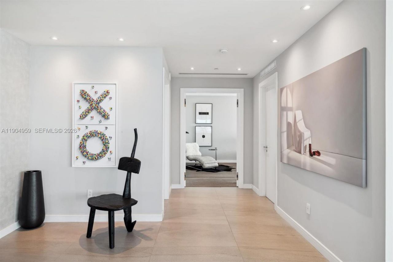 100 S Pointe Dr, Unit 3203, Miami Beach, FL 33139 Photo