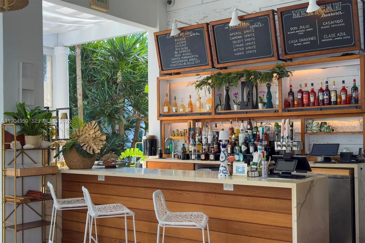 100 S Pointe Dr, Unit 3203, Miami Beach, FL 33139 Photo