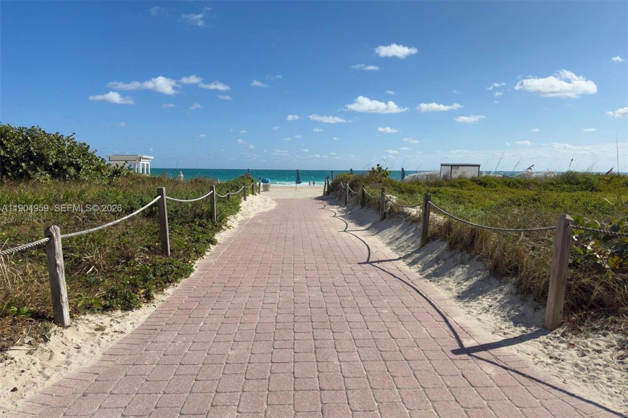 100 S Pointe Dr, Unit 3203, Miami Beach, FL 33139 Photo