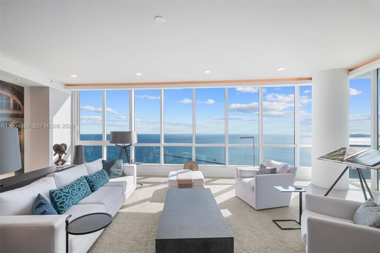 100 S Pointe Dr, Unit 3203, Miami Beach, FL 33139 Photo