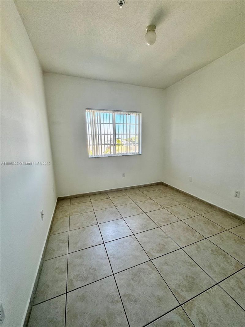 7330 NW 114th Ave, Unit 311-5, Doral, FL 33178 Photo
