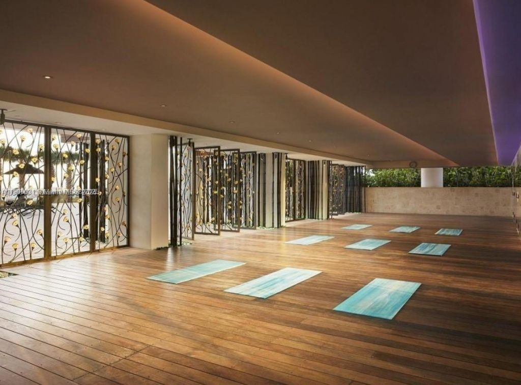 6899 Collins Ave, Unit 1709, Miami Beach, FL 33141 Photo