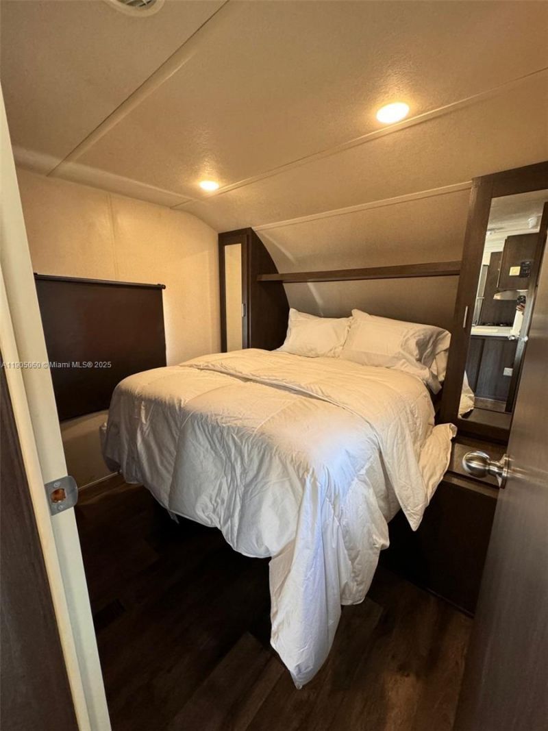 325 Calusa St 44, Key Largo, FL 33037 Photo