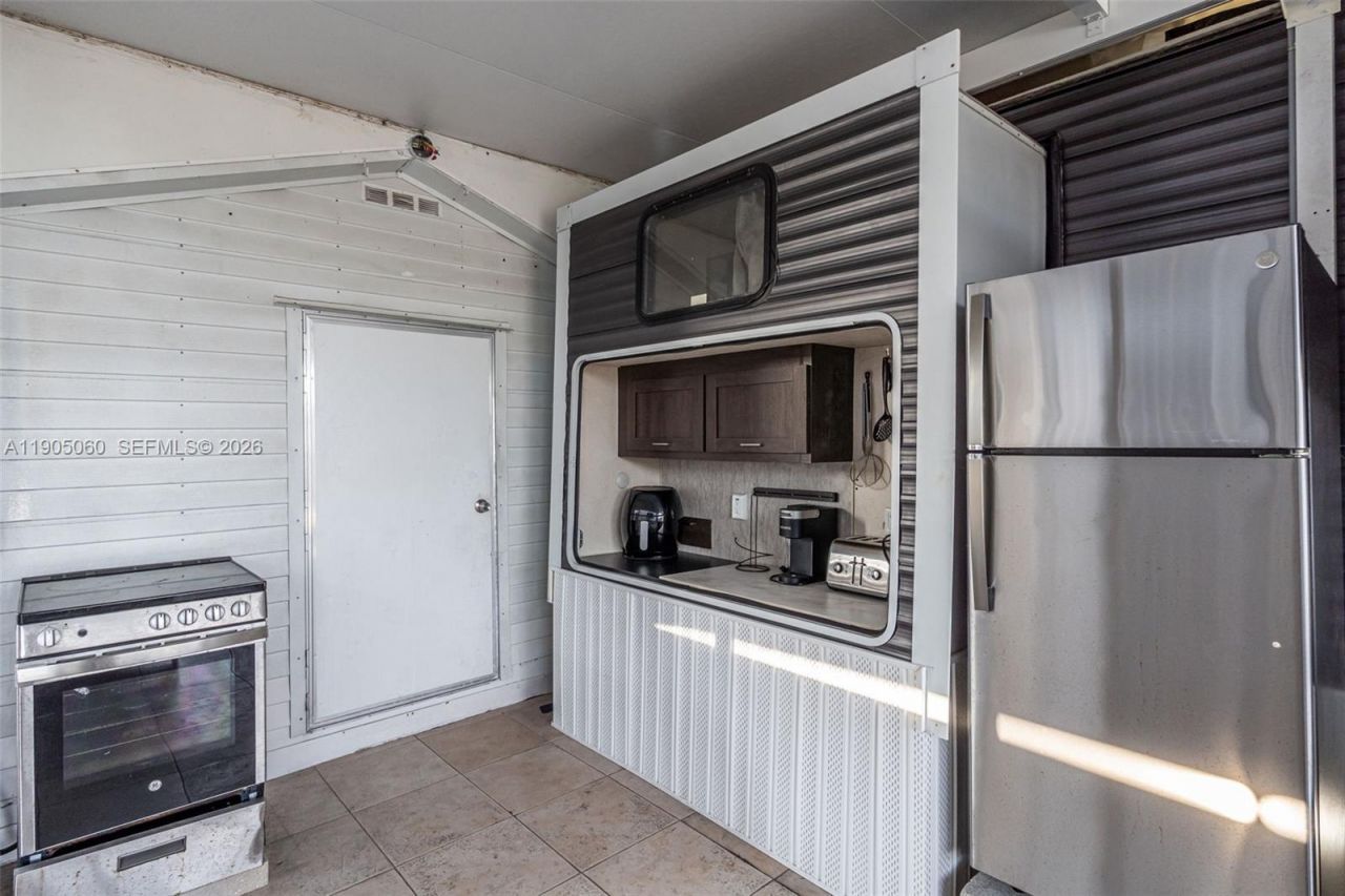 325 Calusa St 44, Key Largo, FL 33037 Photo