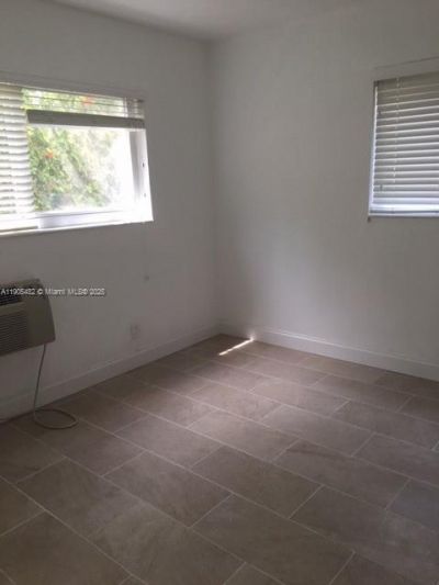 7155 Rue Notre Dame, Miami Beach, FL 33141 Photo