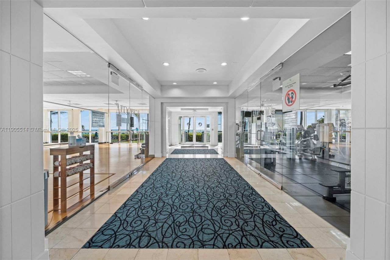 16500 Collins Ave, Unit TH-8, Sunny Isles Beach, FL 33160 Photo