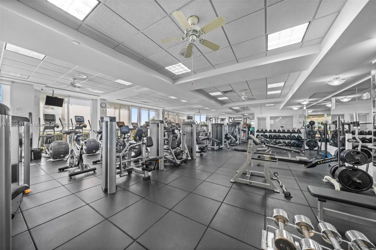 16500 Collins Ave, Unit TH-8, Sunny Isles Beach, FL 33160 Photo