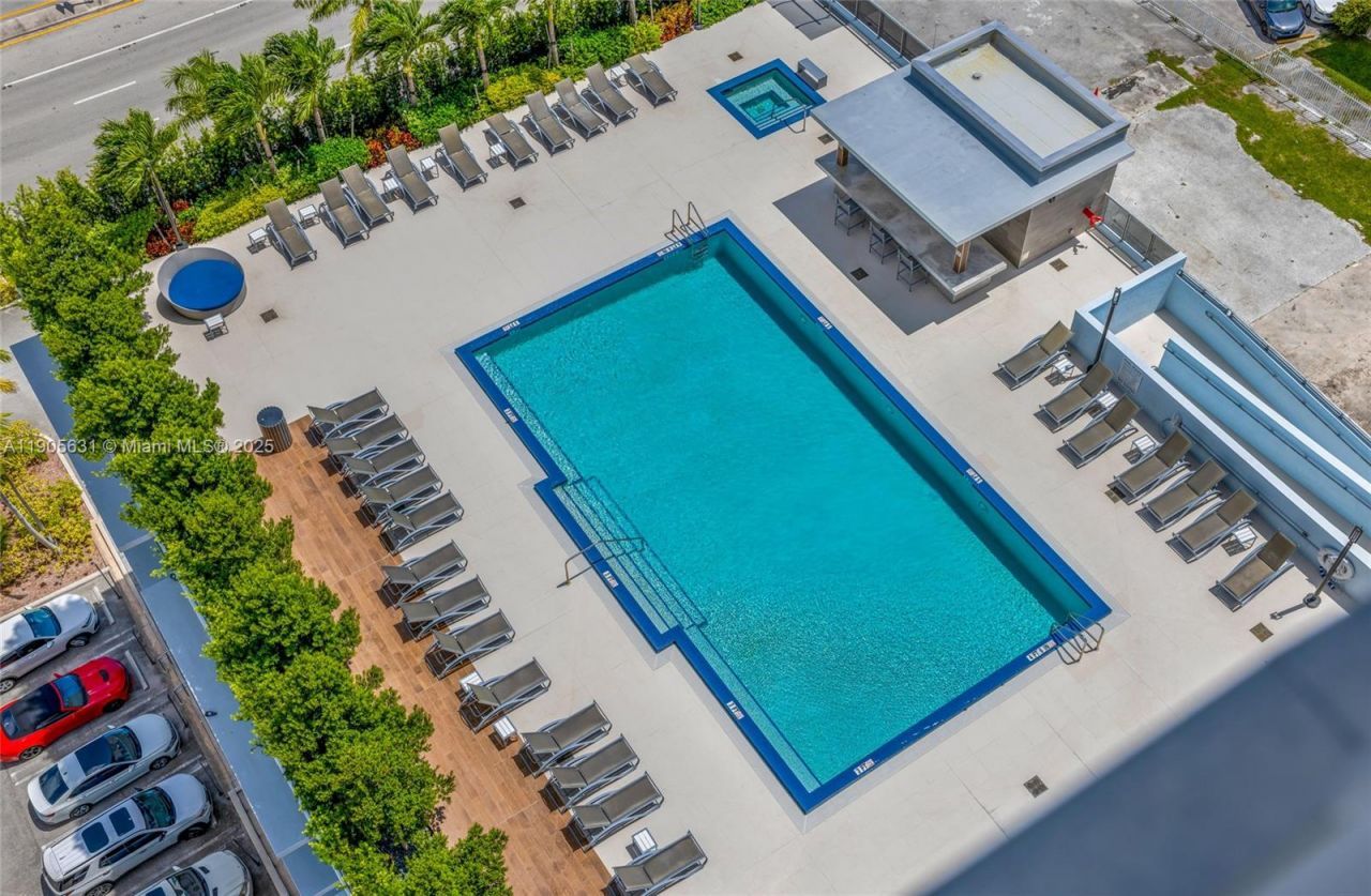 7901 Hispanola Ave, Unit 608, North Bay Village, FL 33141 Photo