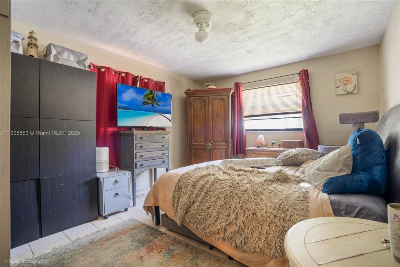 1734 N 16th Ct, Hollywood, FL 33020 Photo