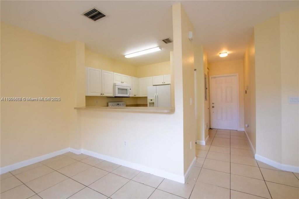 1490 NE 33rd Rd, Unit 101-18, Homestead, FL 33033 Photo