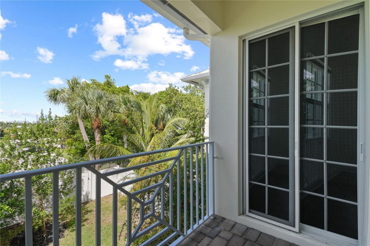 475 Ocean Ridge Way, Juno Beach, FL 33408 Photo