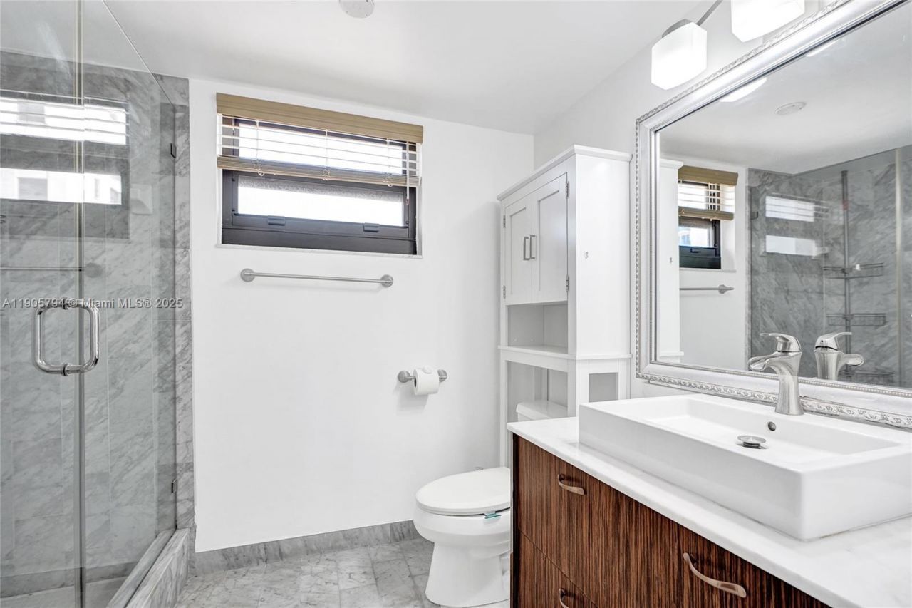 2301 S Ocean Dr, Unit 907, Hollywood, FL 33019 Photo