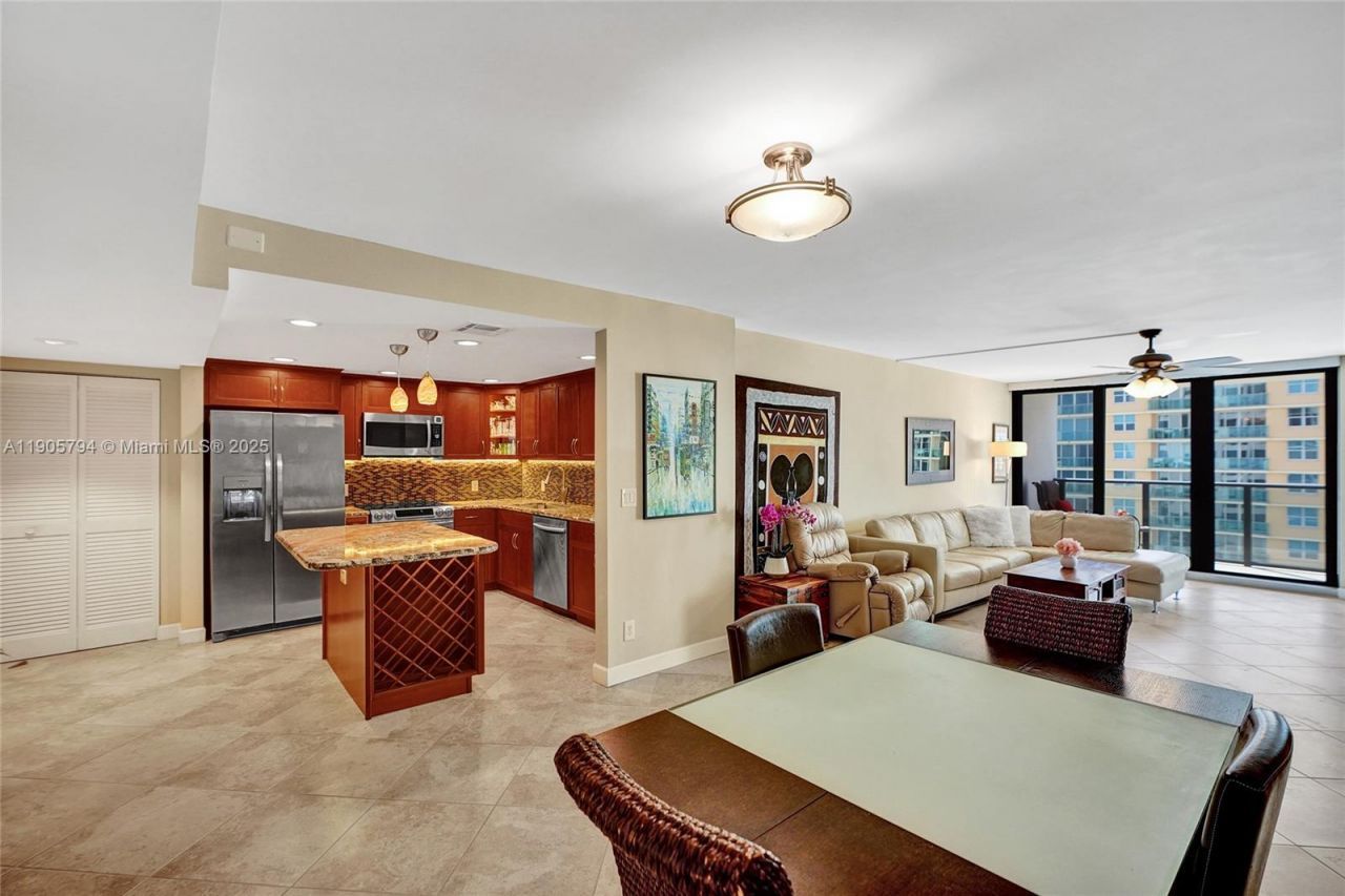 2301 S Ocean Dr, Unit 907, Hollywood, FL 33019 Photo