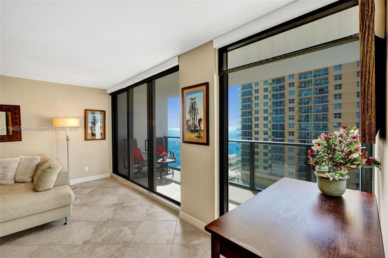 2301 S Ocean Dr, Unit 907, Hollywood, FL 33019 Photo
