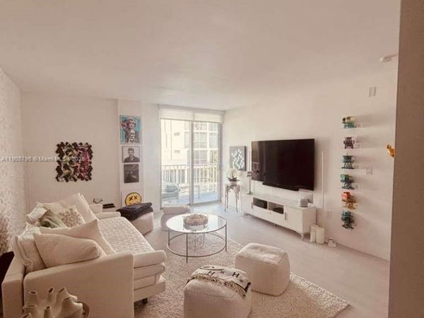 2829 Indian Creek Dr, Unit 608, Miami Beach, FL 33140